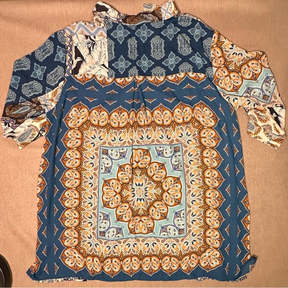 Rose + Olive 3/4 sleeve button down top SIZE 2X - Picture 7 of 7